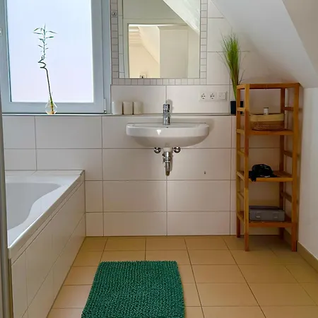 Stylische Dg-wohnung, Willkommen Lägenhet Bietigheim-Bissingen